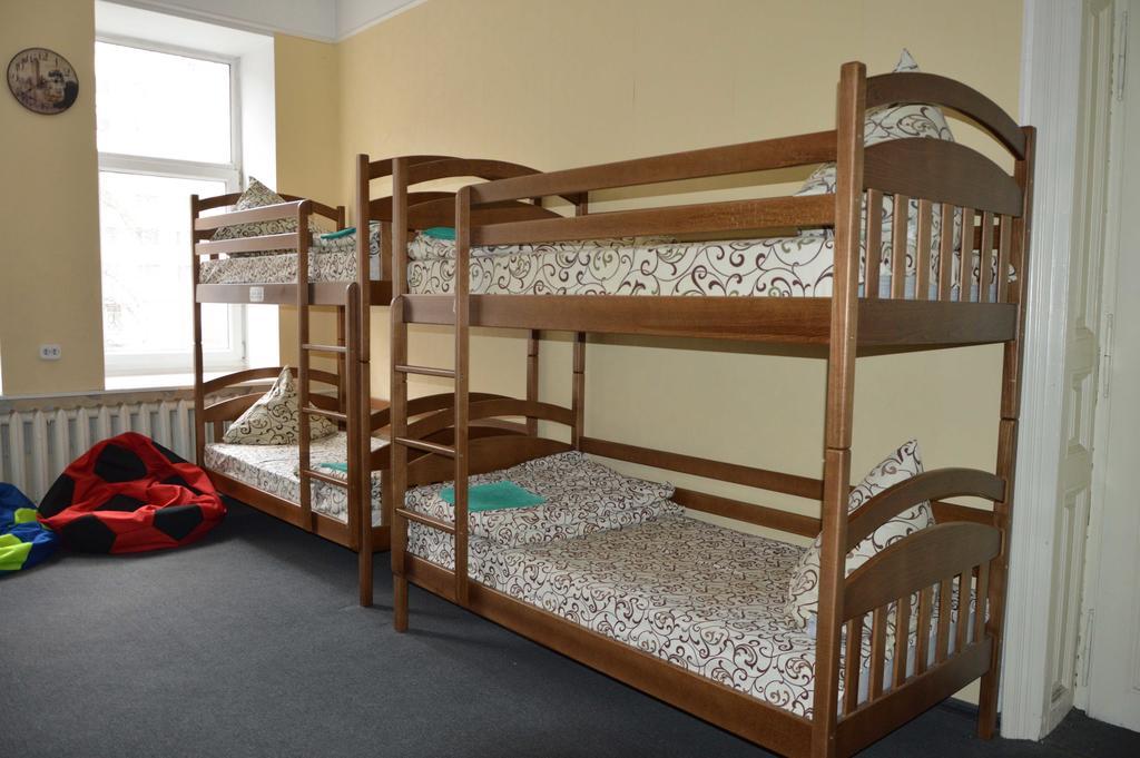 Lviv Lucky Hostel Dış mekan fotoğraf