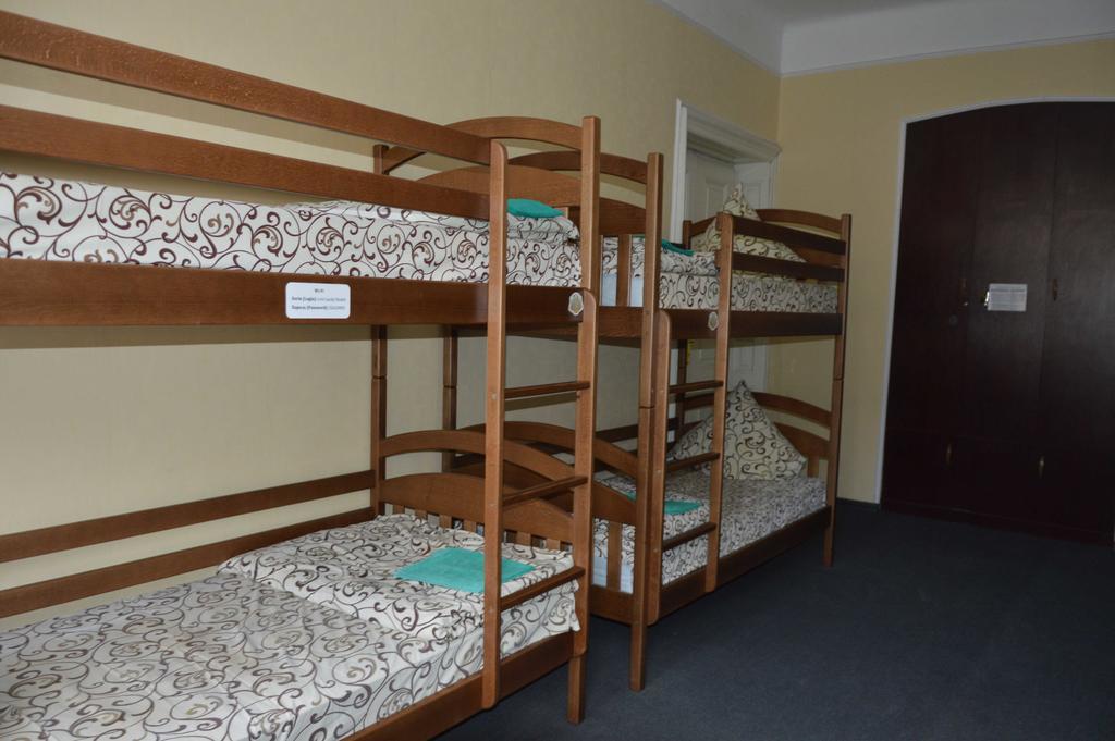 Lviv Lucky Hostel Dış mekan fotoğraf