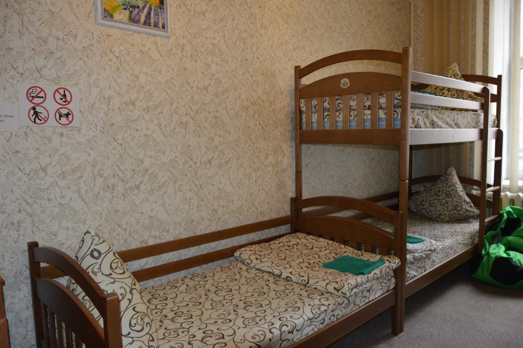 Lviv Lucky Hostel Dış mekan fotoğraf