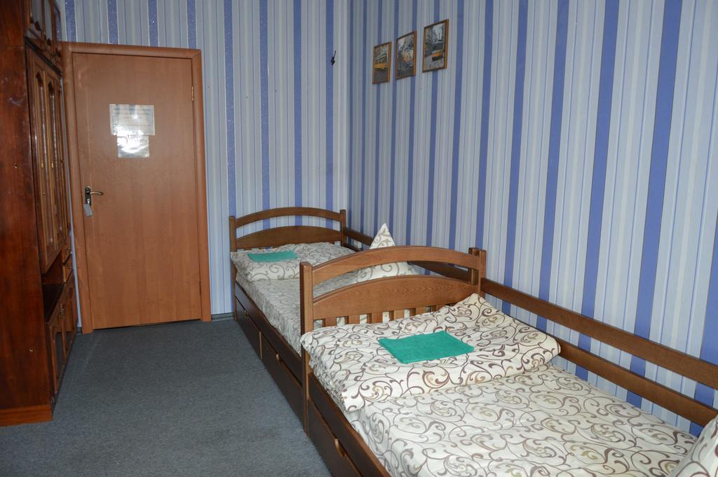 Lviv Lucky Hostel Dış mekan fotoğraf