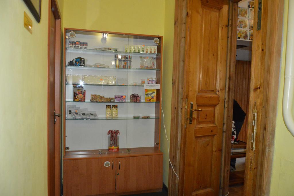 Lviv Lucky Hostel Dış mekan fotoğraf