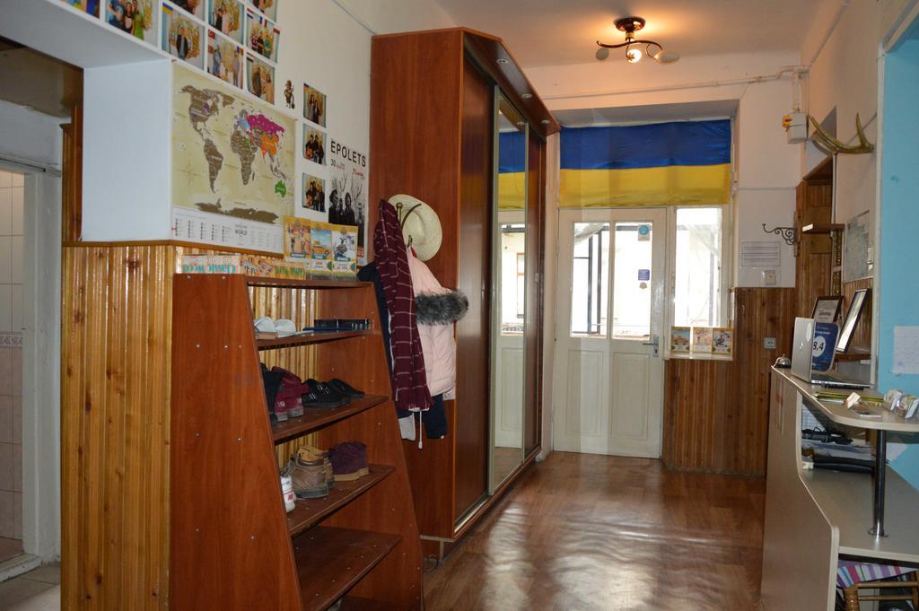 Lviv Lucky Hostel Dış mekan fotoğraf
