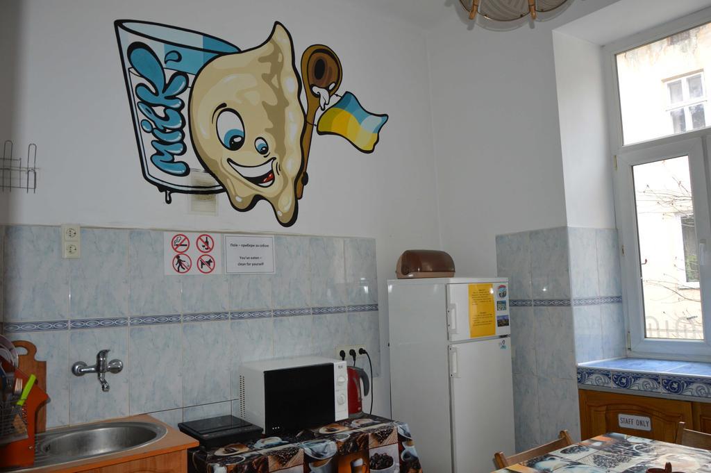 Lviv Lucky Hostel Dış mekan fotoğraf